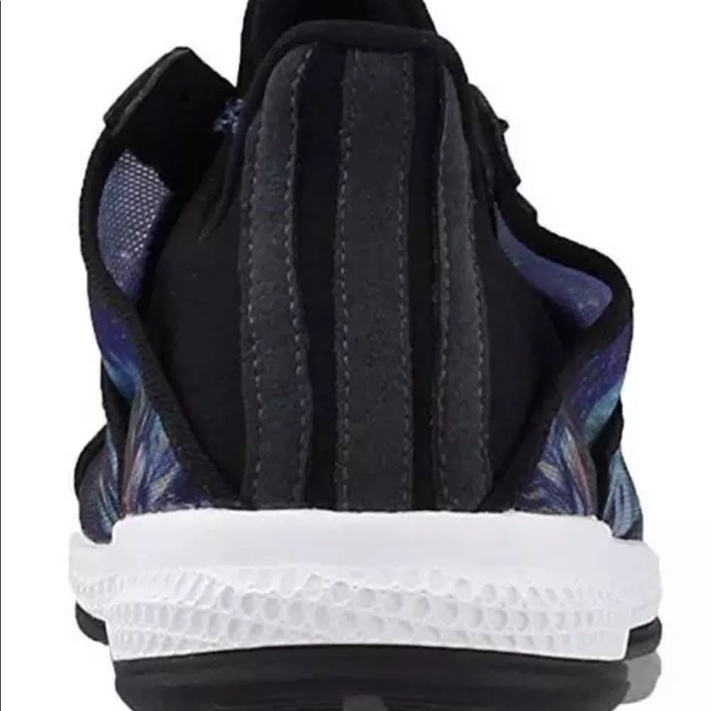 New Women Adidas shoes sneakers size 6.5 - Picture 3 of 4